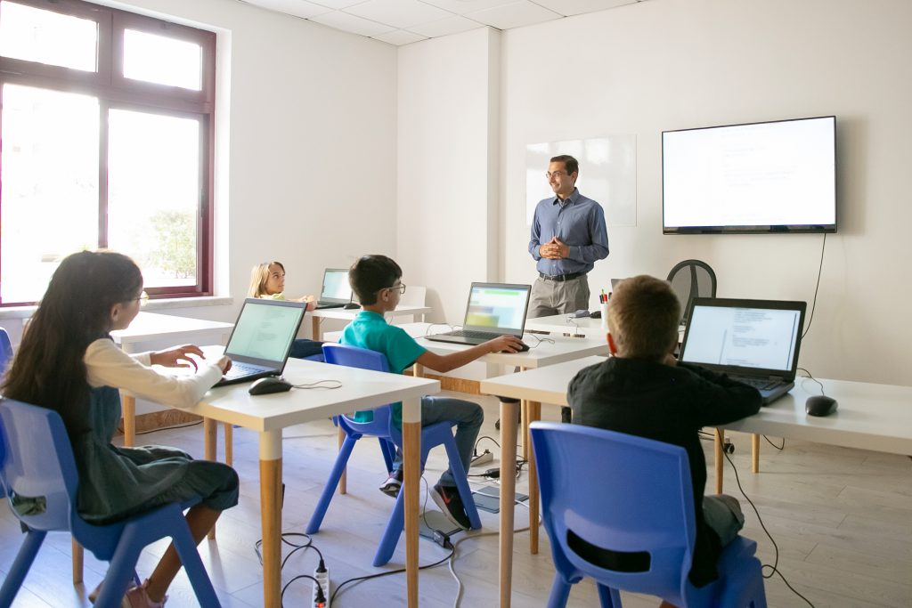 finance leases for schools and academies
